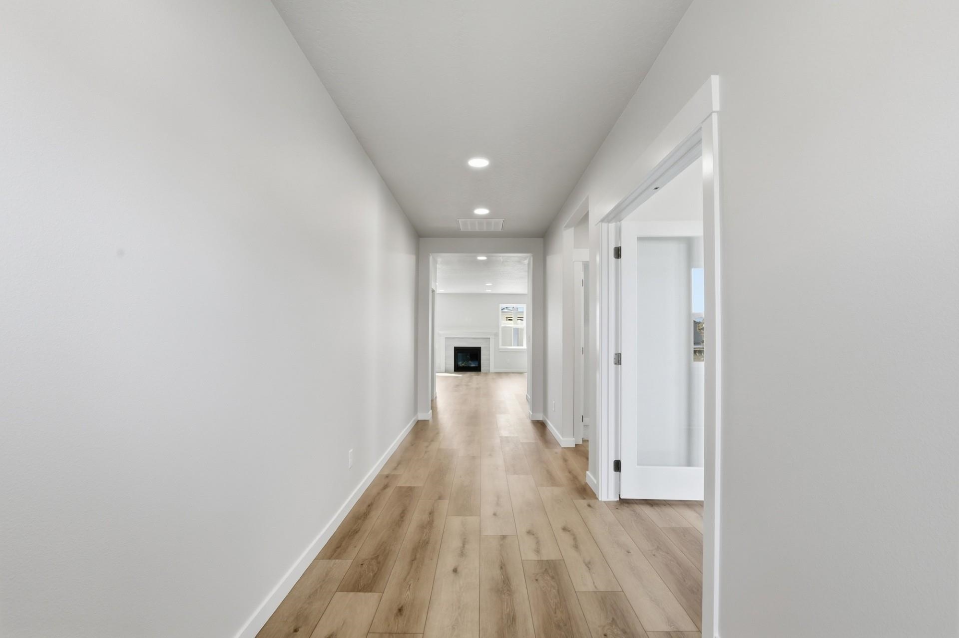 5335 N Ainsworth Ln - Photo 4
