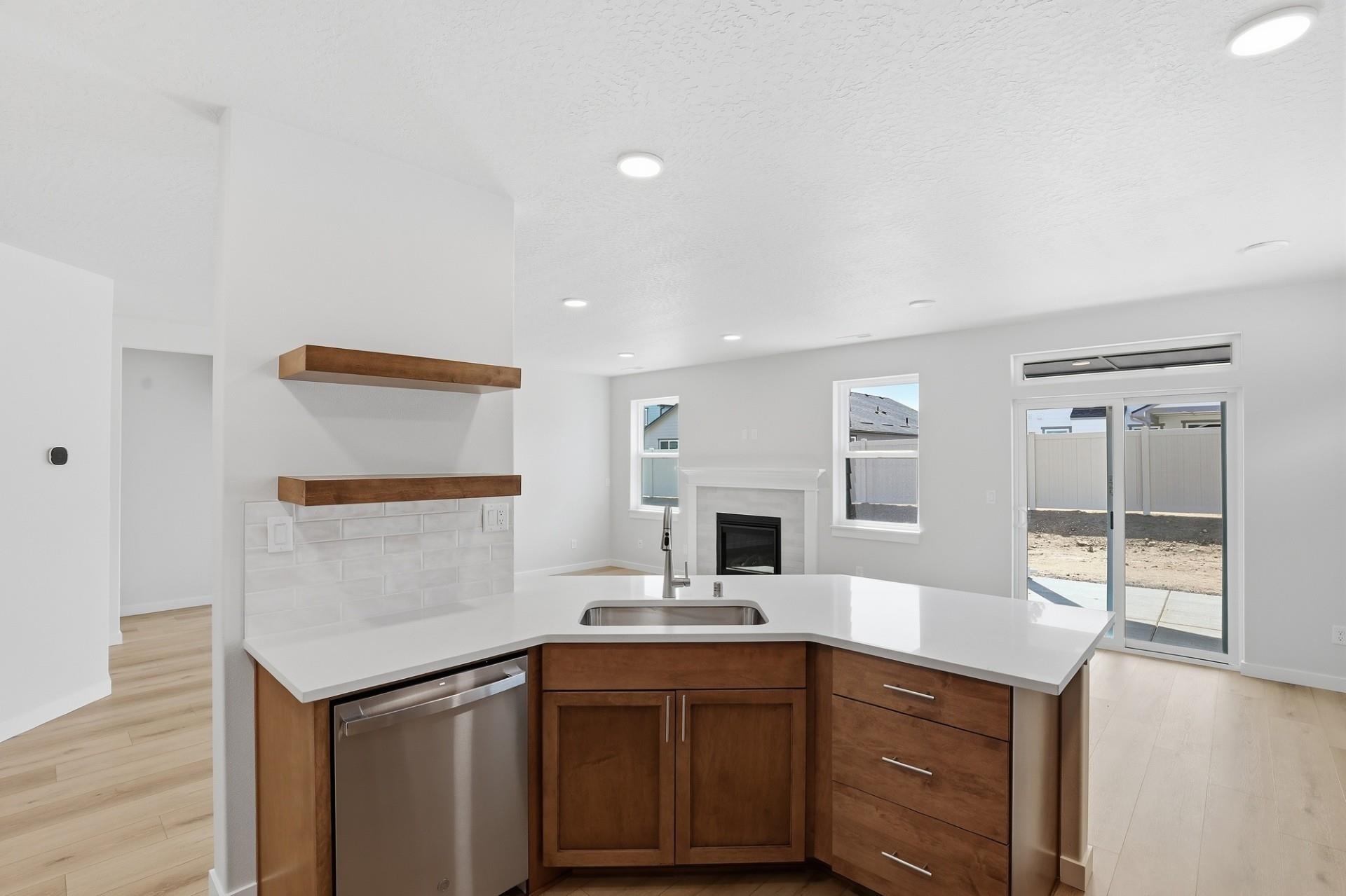 5335 N Ainsworth Ln - Photo 8