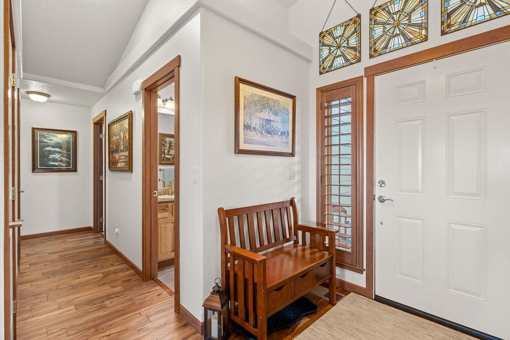 8918 E Clearview Ln - Photo 5