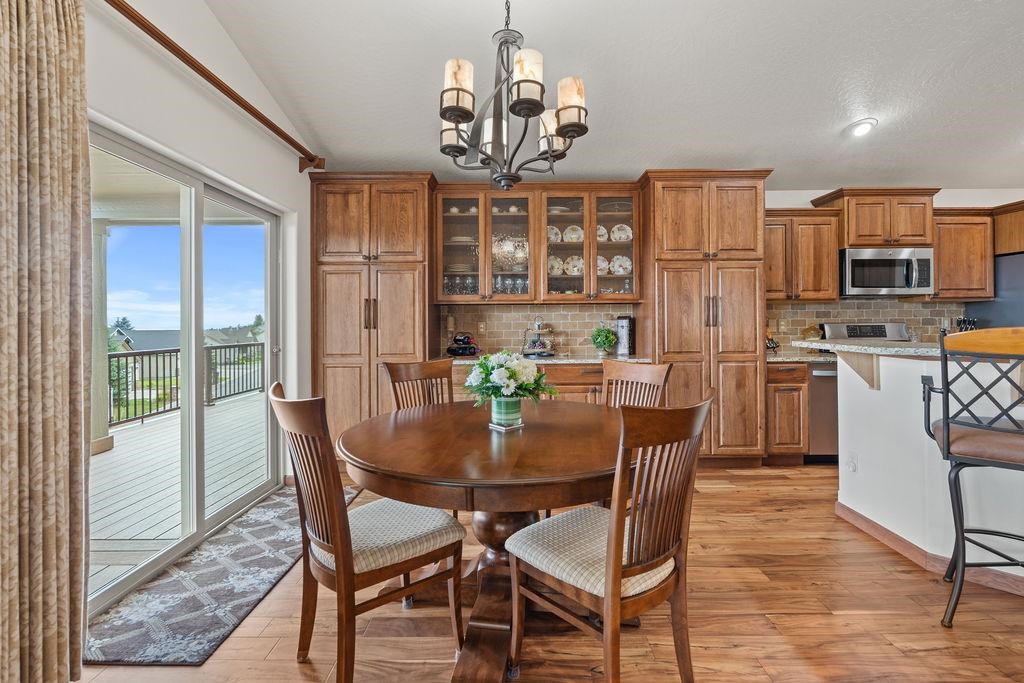 8918 E Clearview Ln - Photo 10