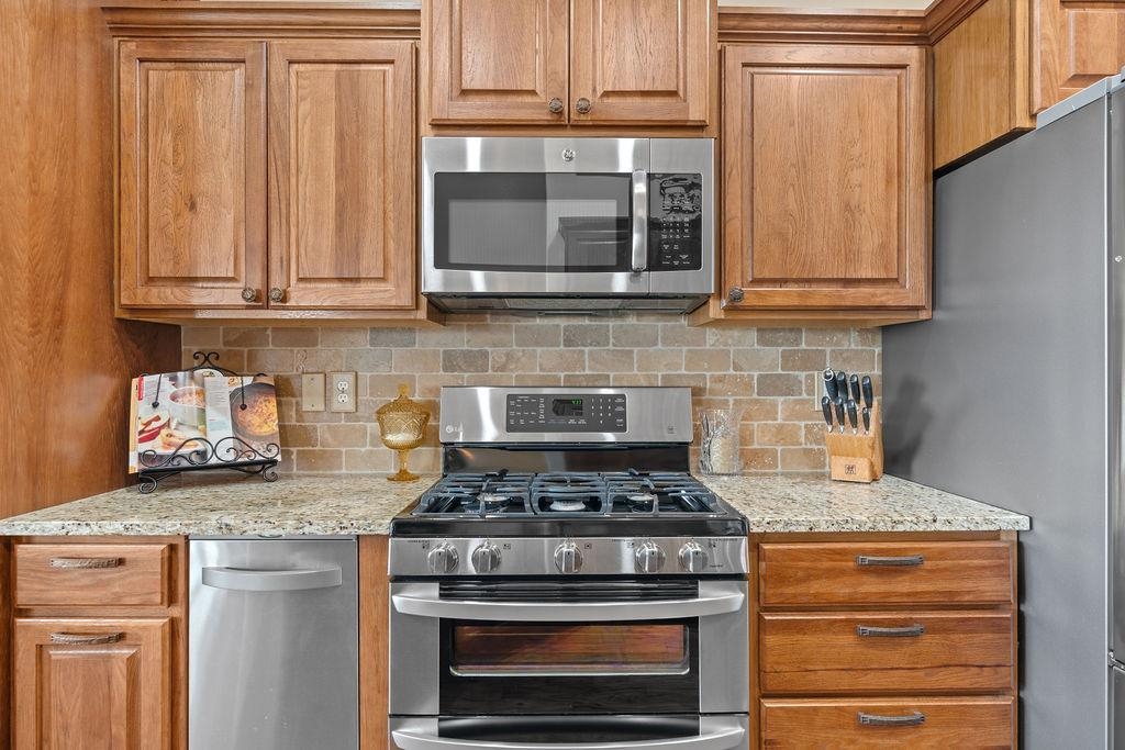 8918 E Clearview Ln - Photo 15