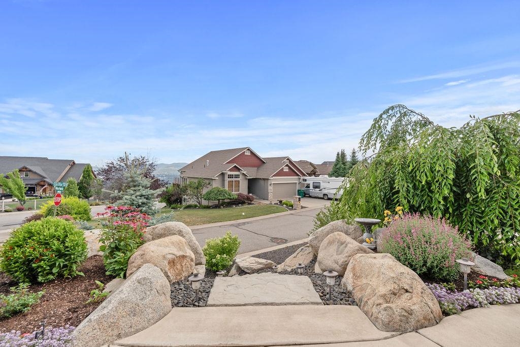 8918 E Clearview Ln - Photo 44
