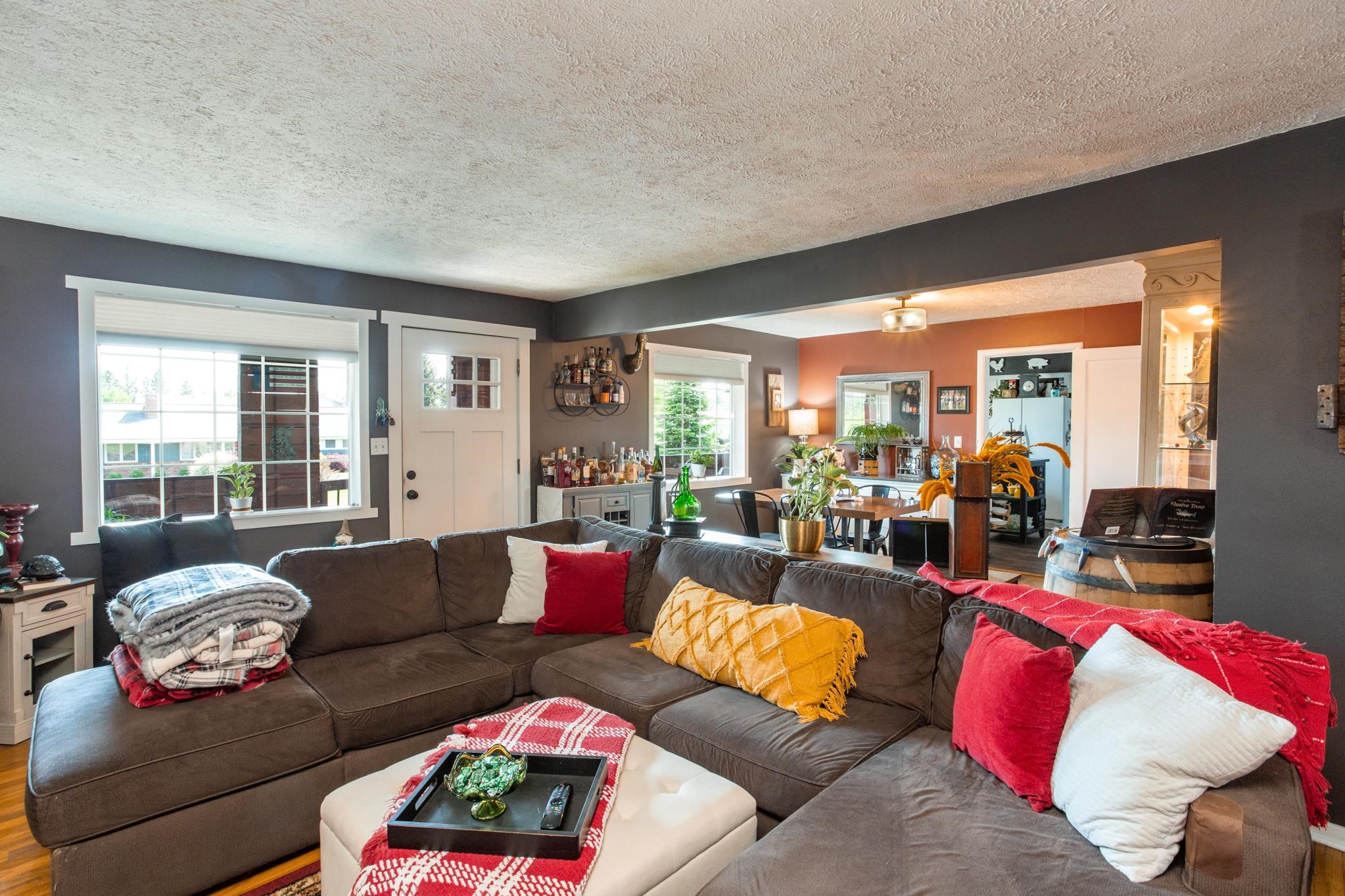1519 E 29th Ave - Photo 7