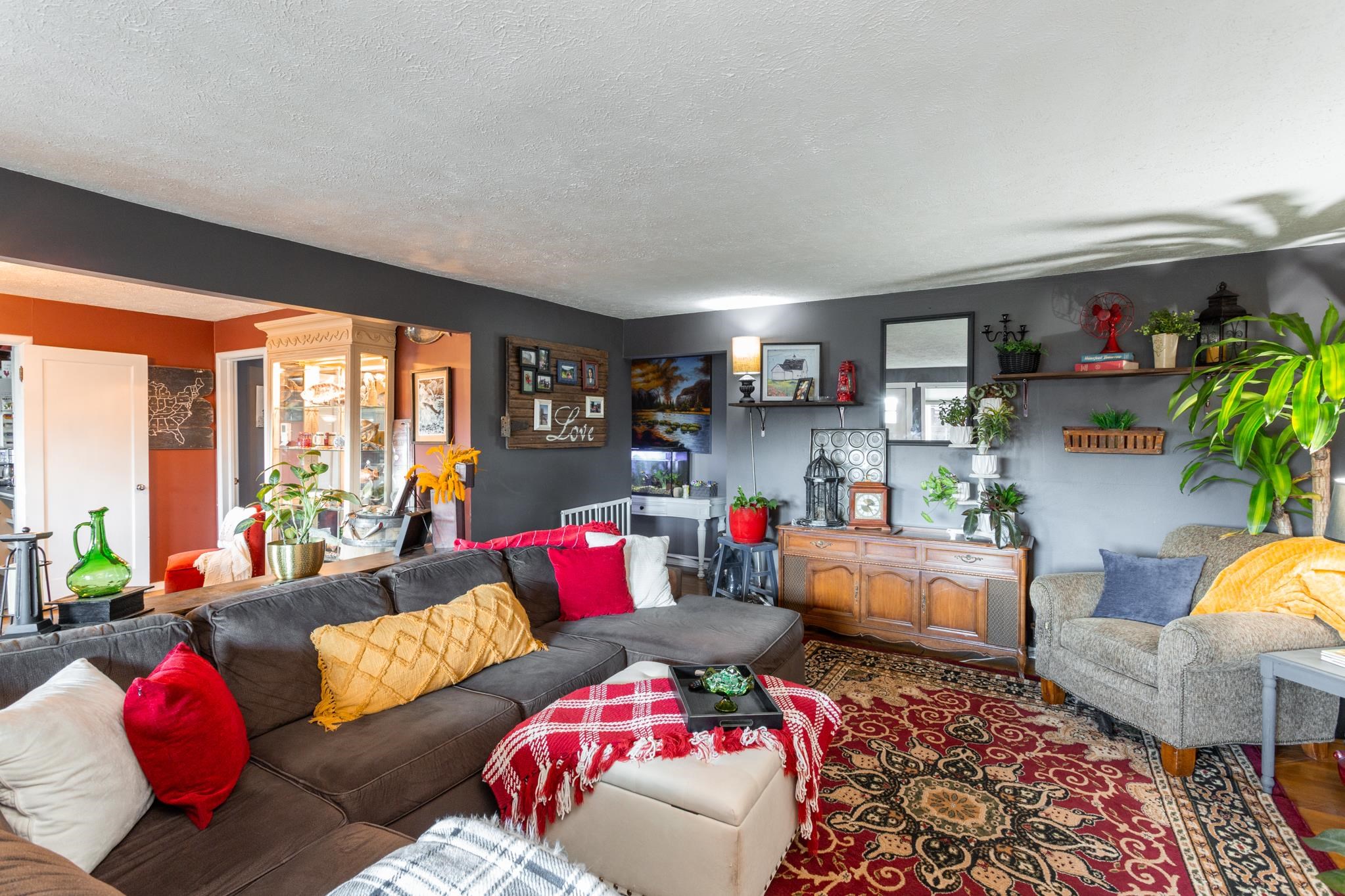 1519 E 29th Ave - Photo 8