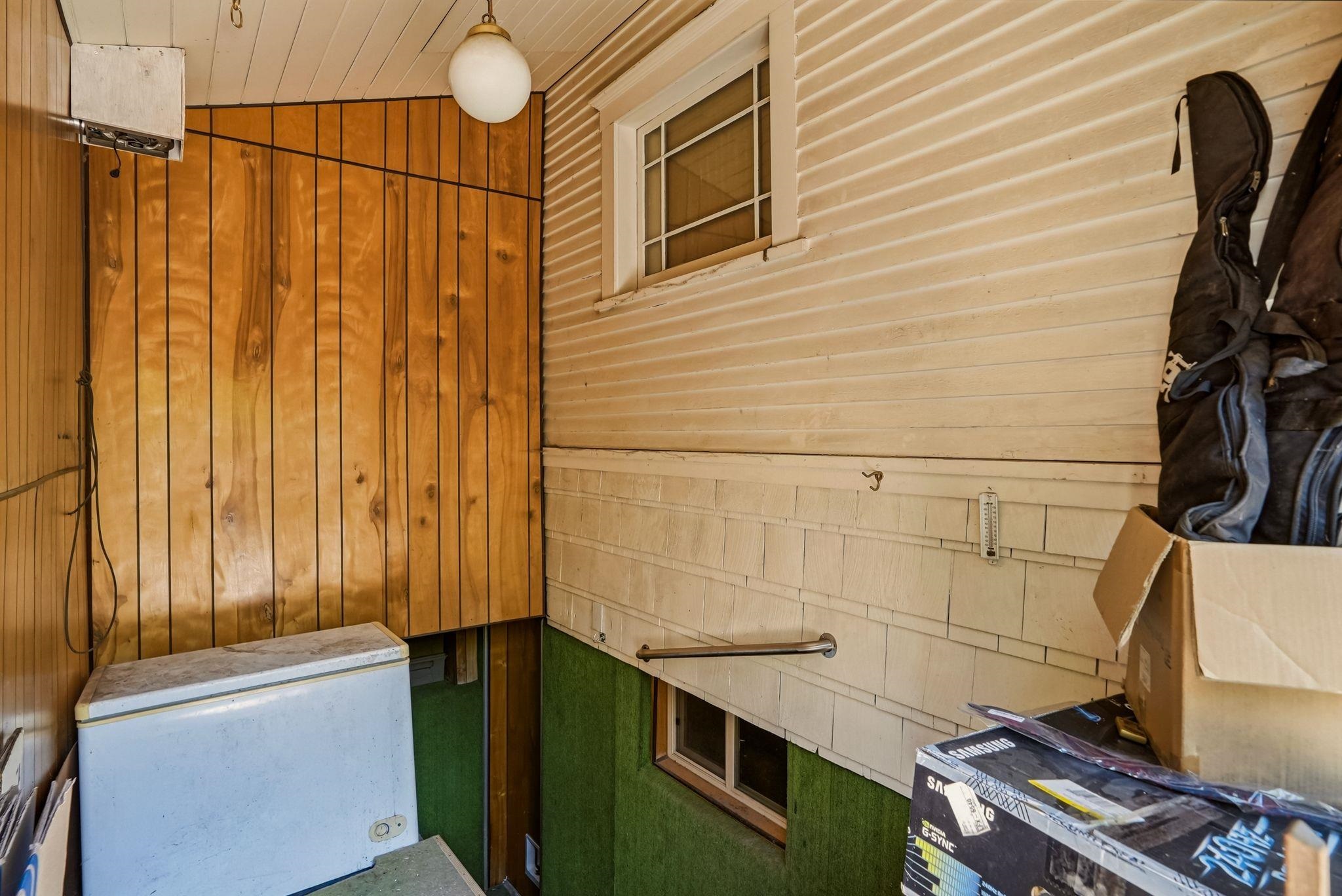 812 S Lake St - Photo 30
