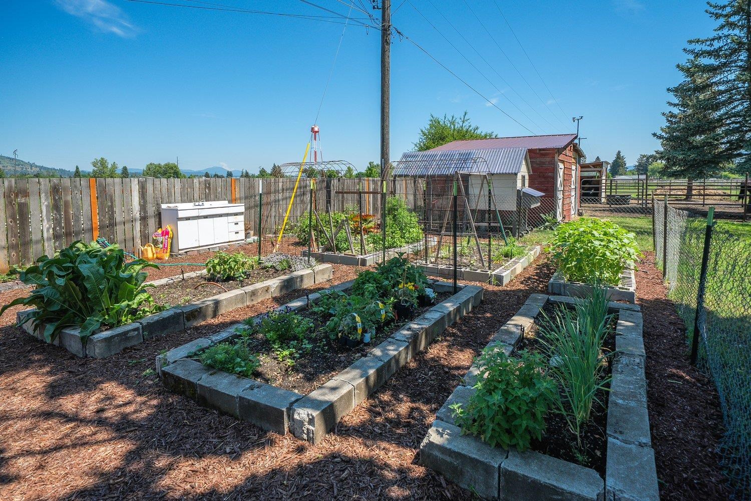 3920 N Arden Rd - Photo 33