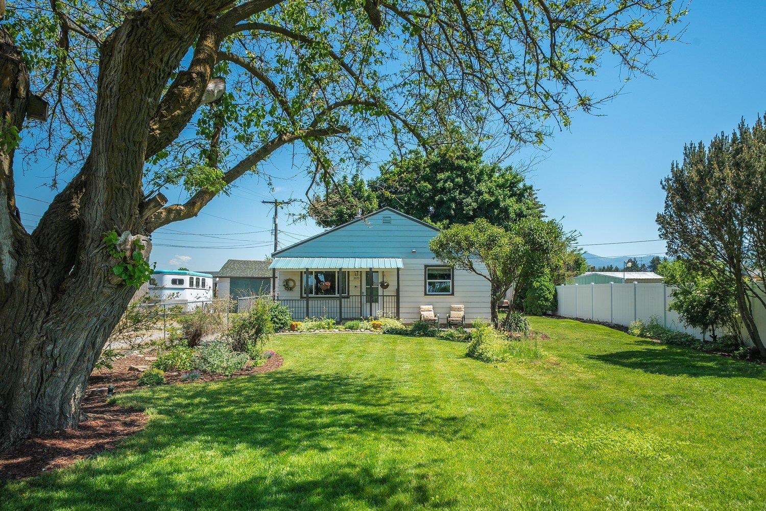 3920 N Arden Rd - Photo 1
