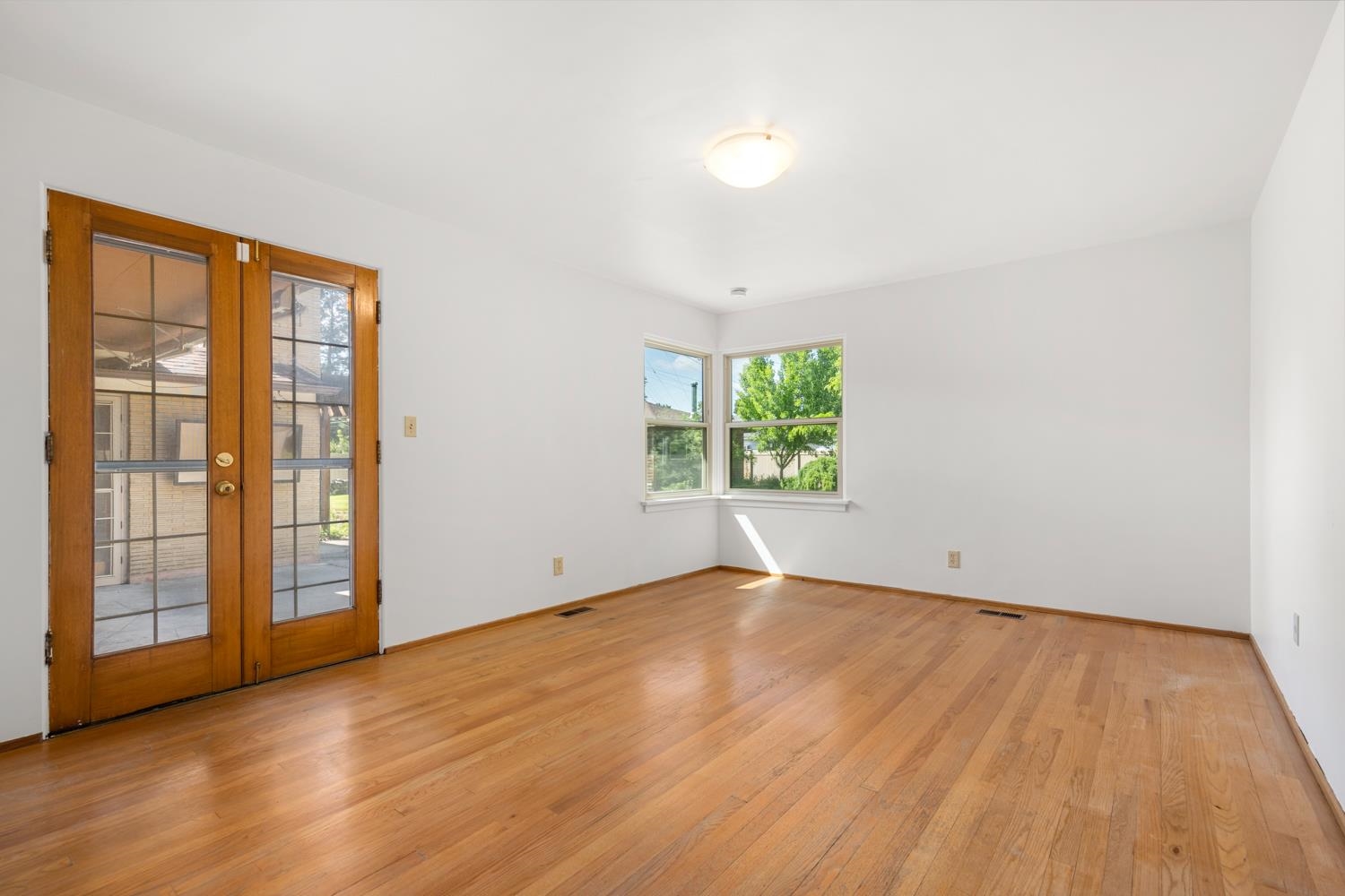 310 W Joseph Ave - Photo 7