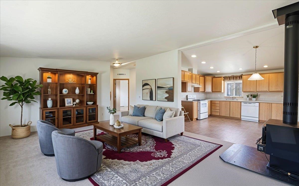 15212 E Eistrup Rd - Photo 7