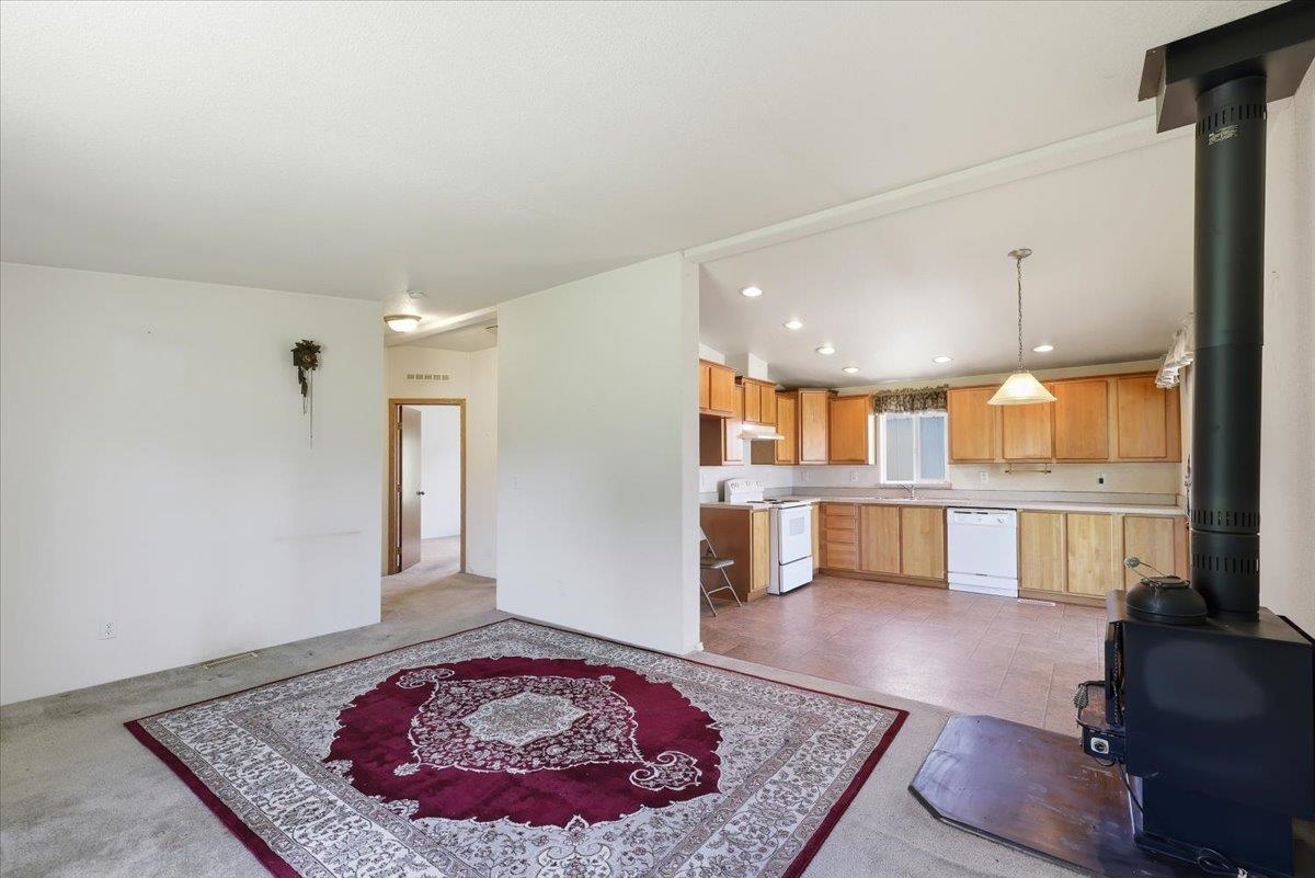 15212 E Eistrup Rd - Photo 8