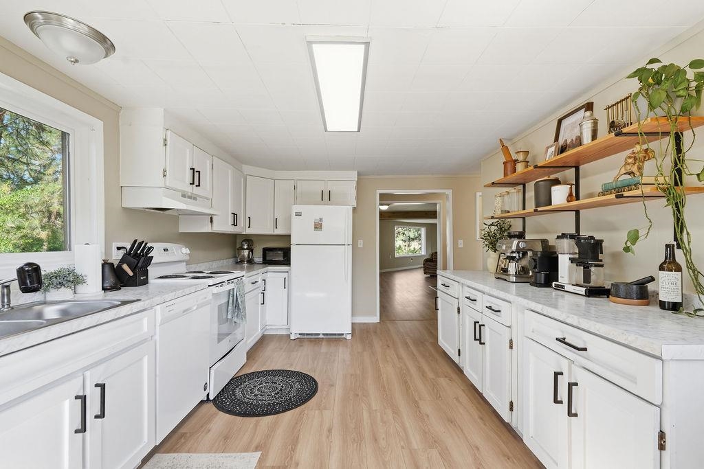 2803 S CHESTNUT St - Photo 16
