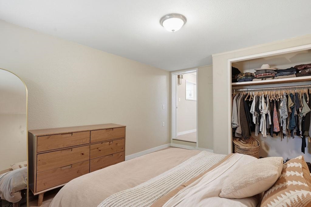 2803 S CHESTNUT St - Photo 25