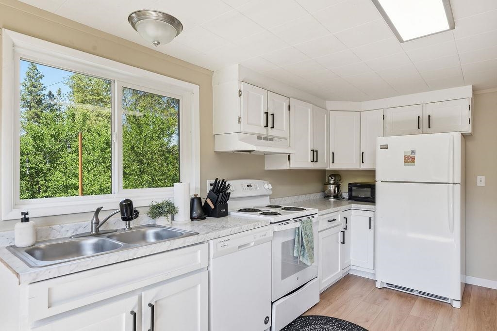 2803 S CHESTNUT St - Photo 26