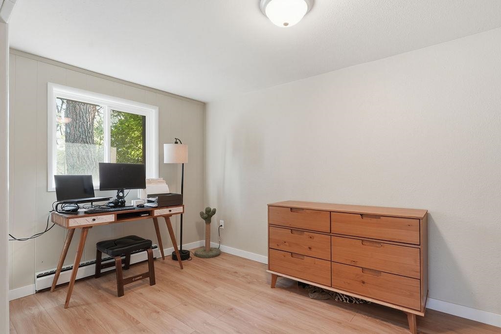 2803 S CHESTNUT St - Photo 32