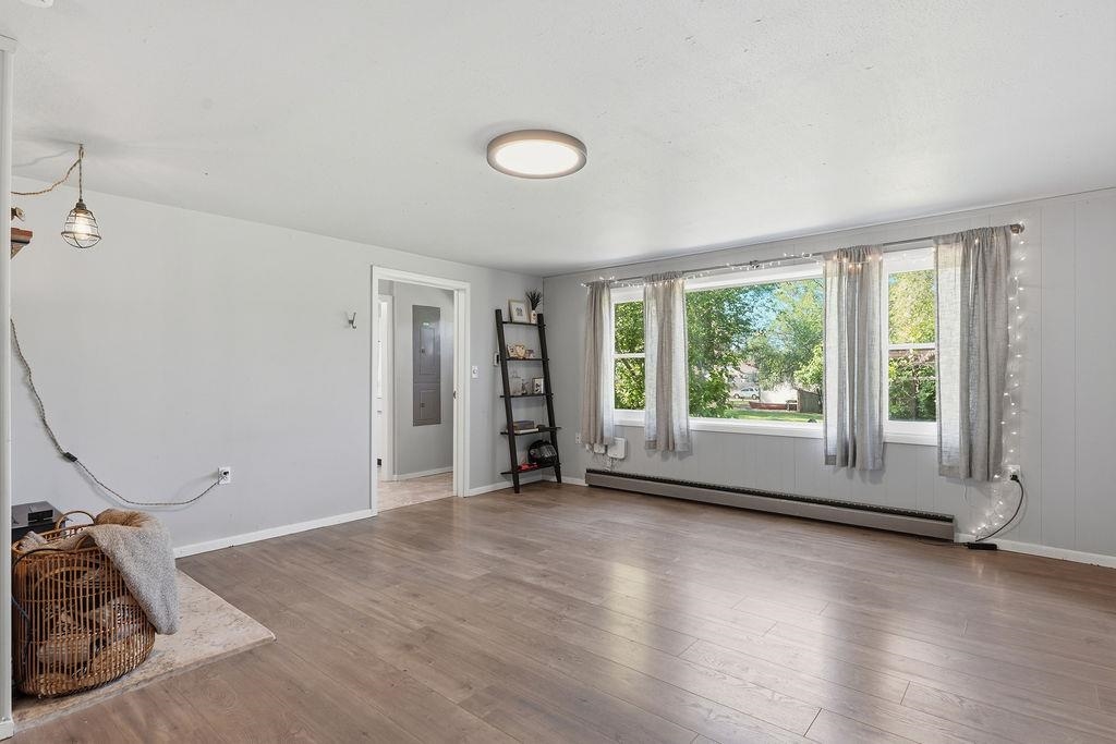 2803 S CHESTNUT St - Photo 37