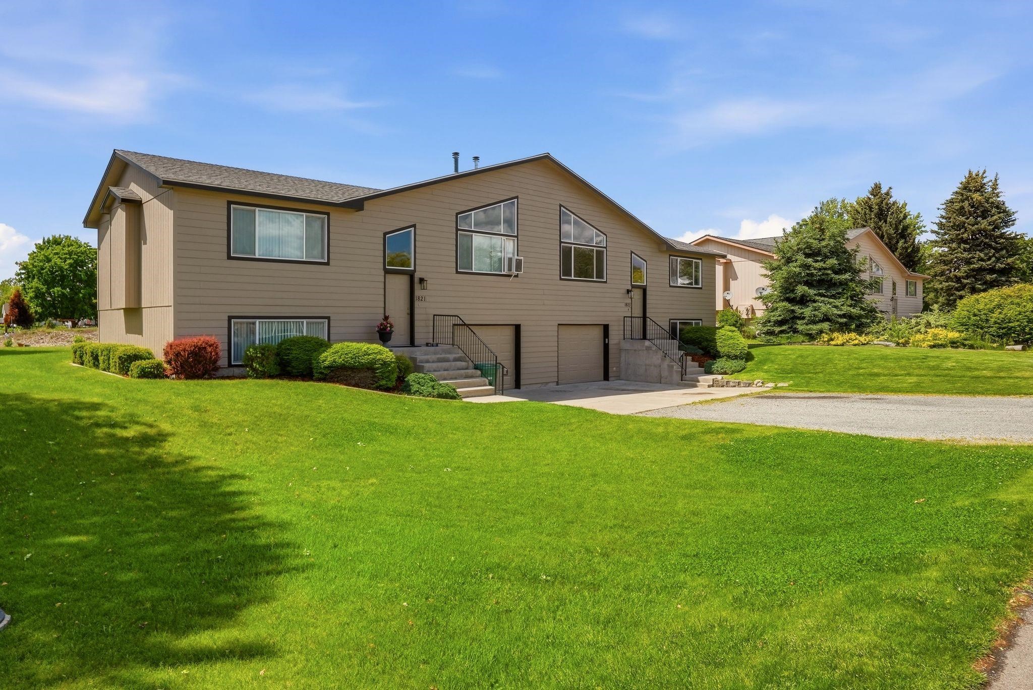 1821 N Corbin Ln - Photo 2