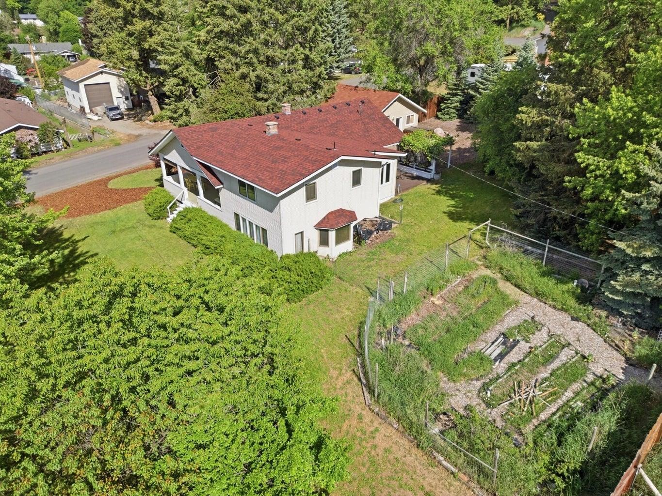 1045 E 8Th Ave - Photo 3