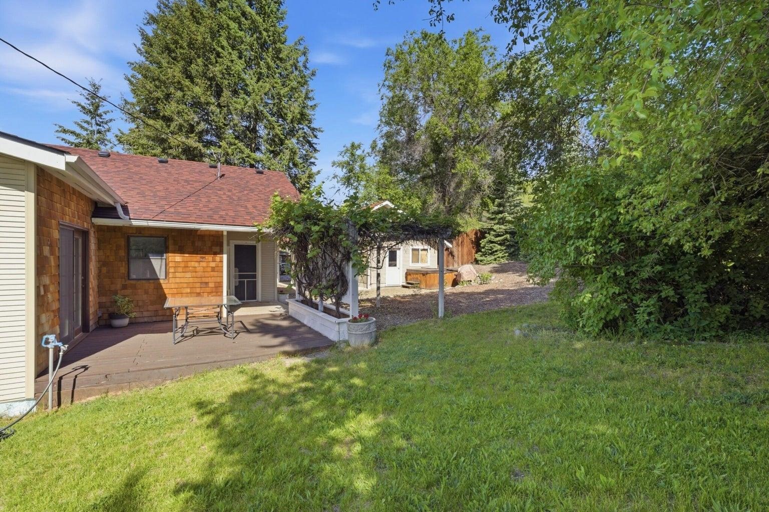 1045 E 8Th Ave - Photo 6