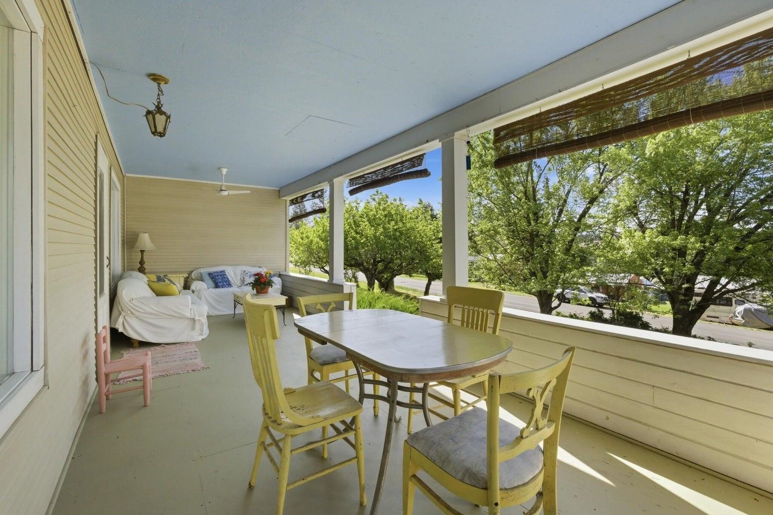 1045 E 8Th Ave - Photo 8