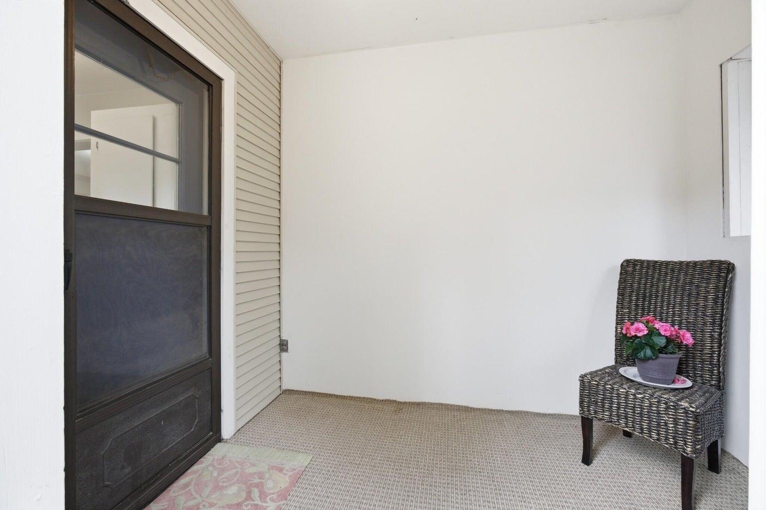 1045 E 8Th Ave - Photo 33