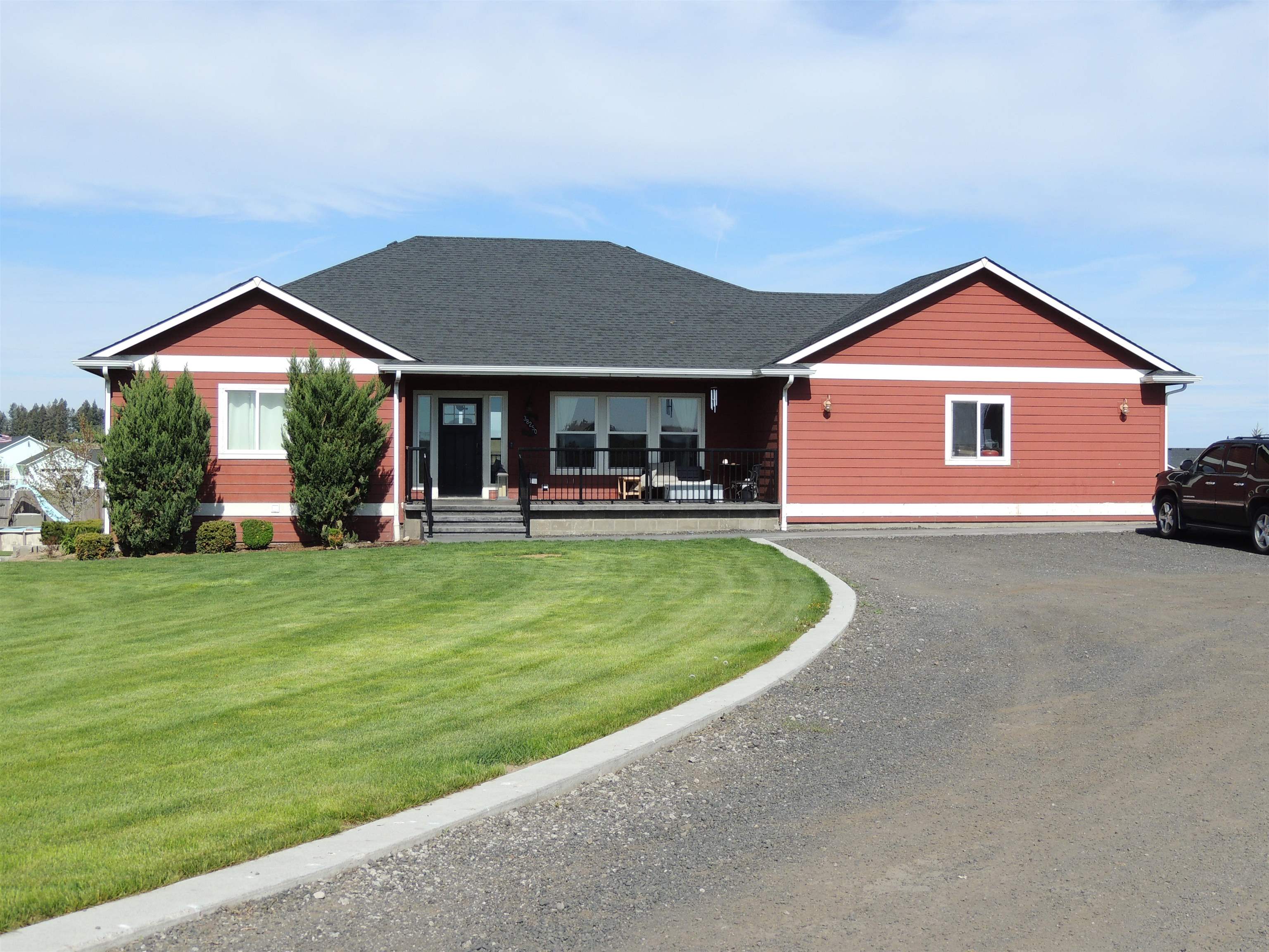 38250 Fitness Ln. E - Photo 1