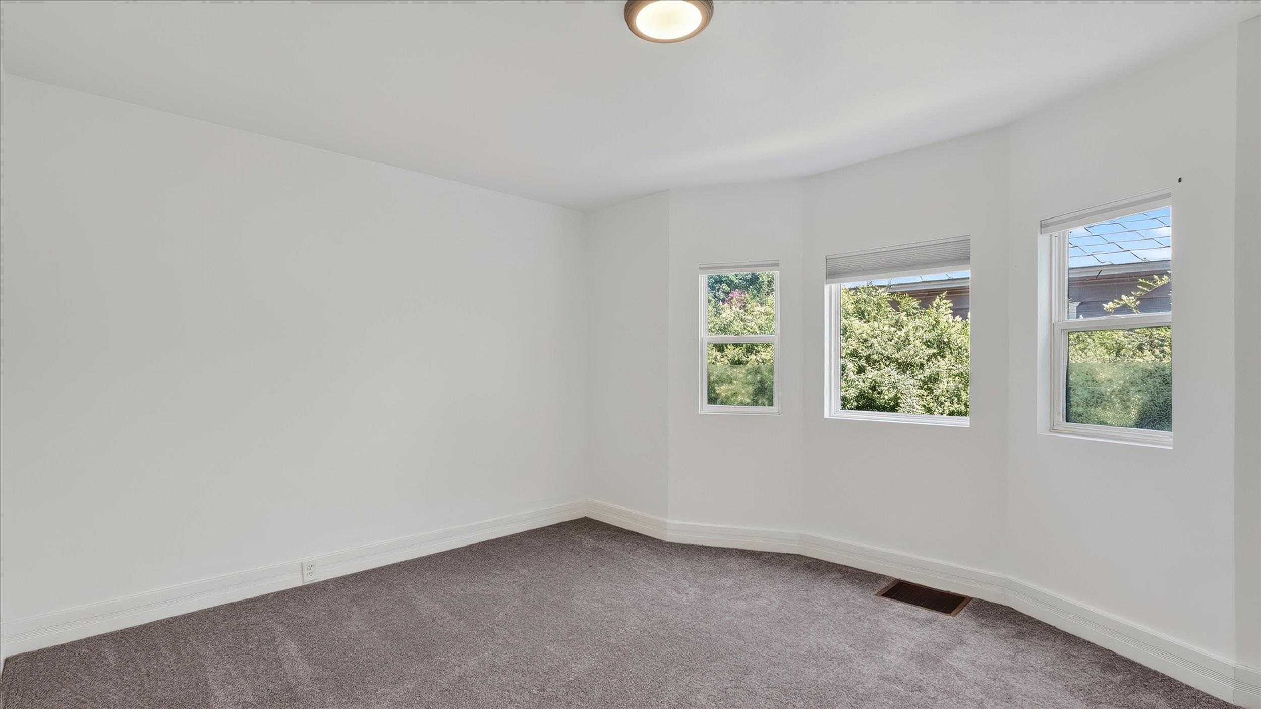 1130 W Nora Ave - Photo 12