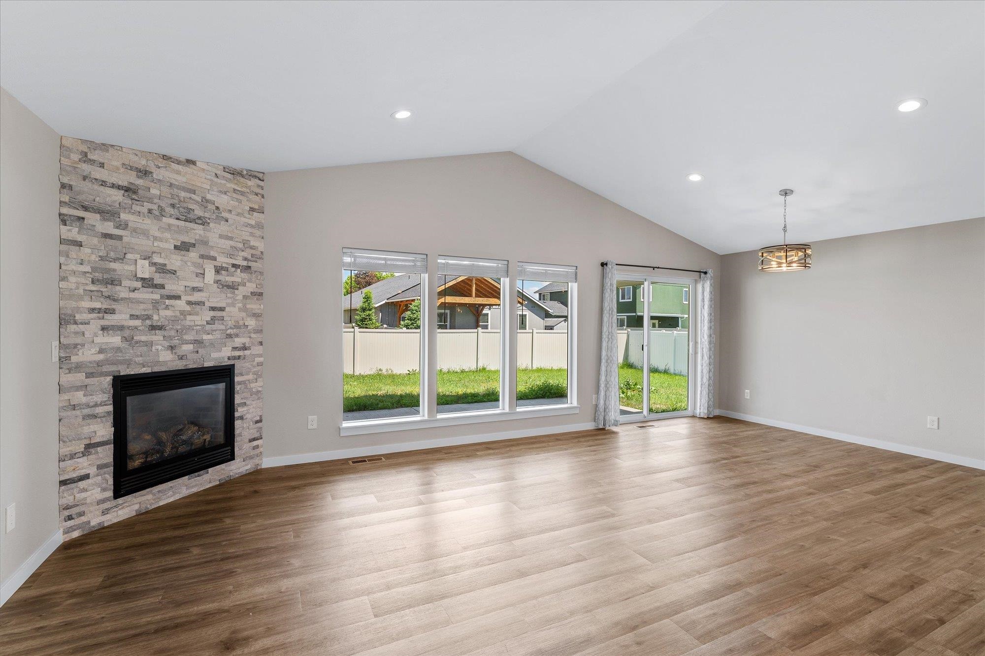 7702 N Five Mile Rd - Photo 5
