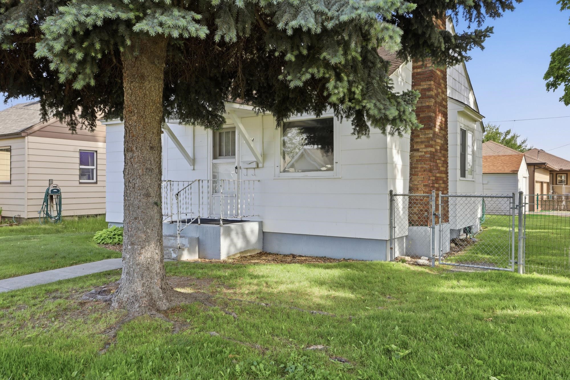 104 E Providence Ave - Photo 2