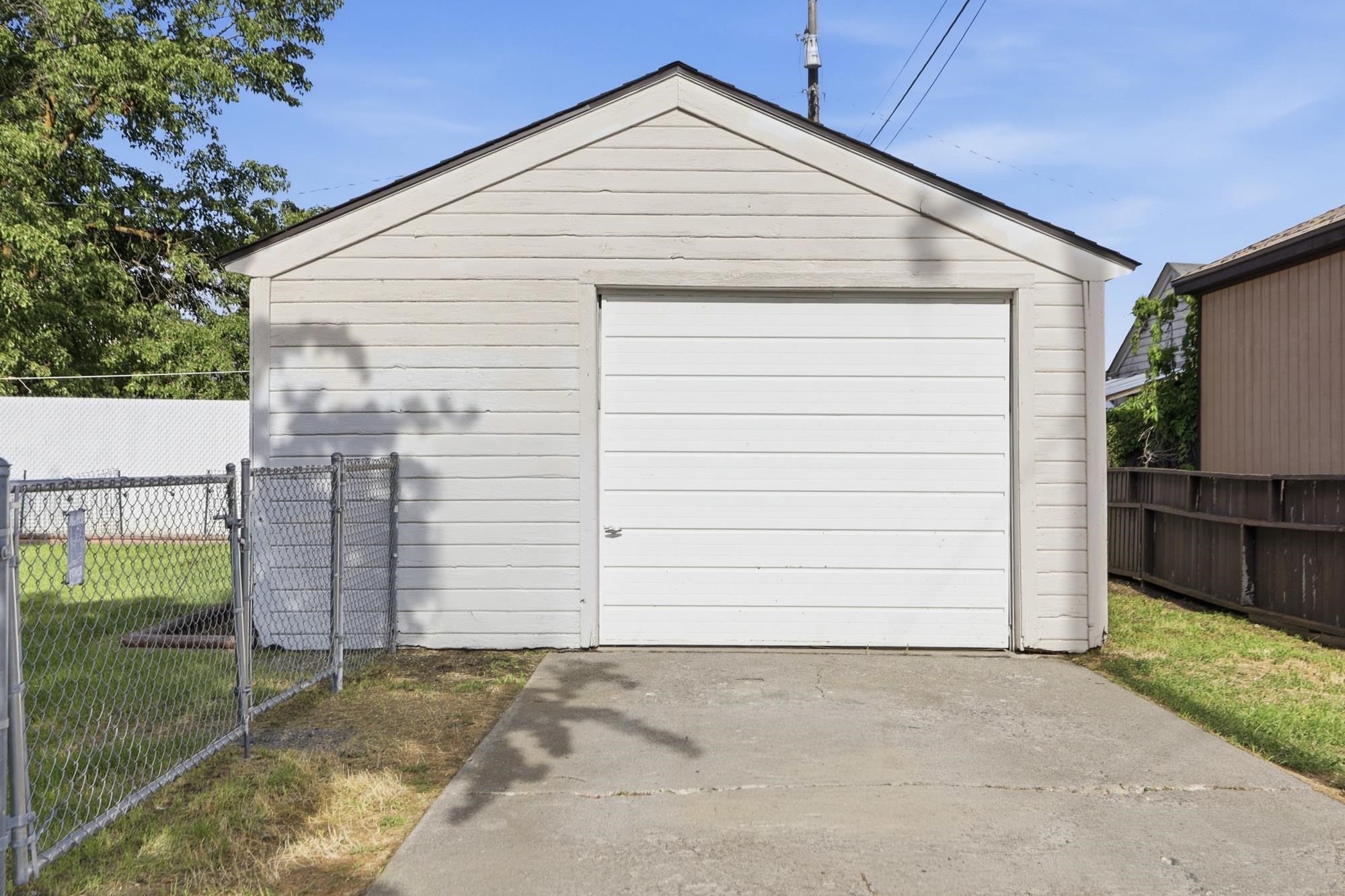 104 E Providence Ave - Photo 23