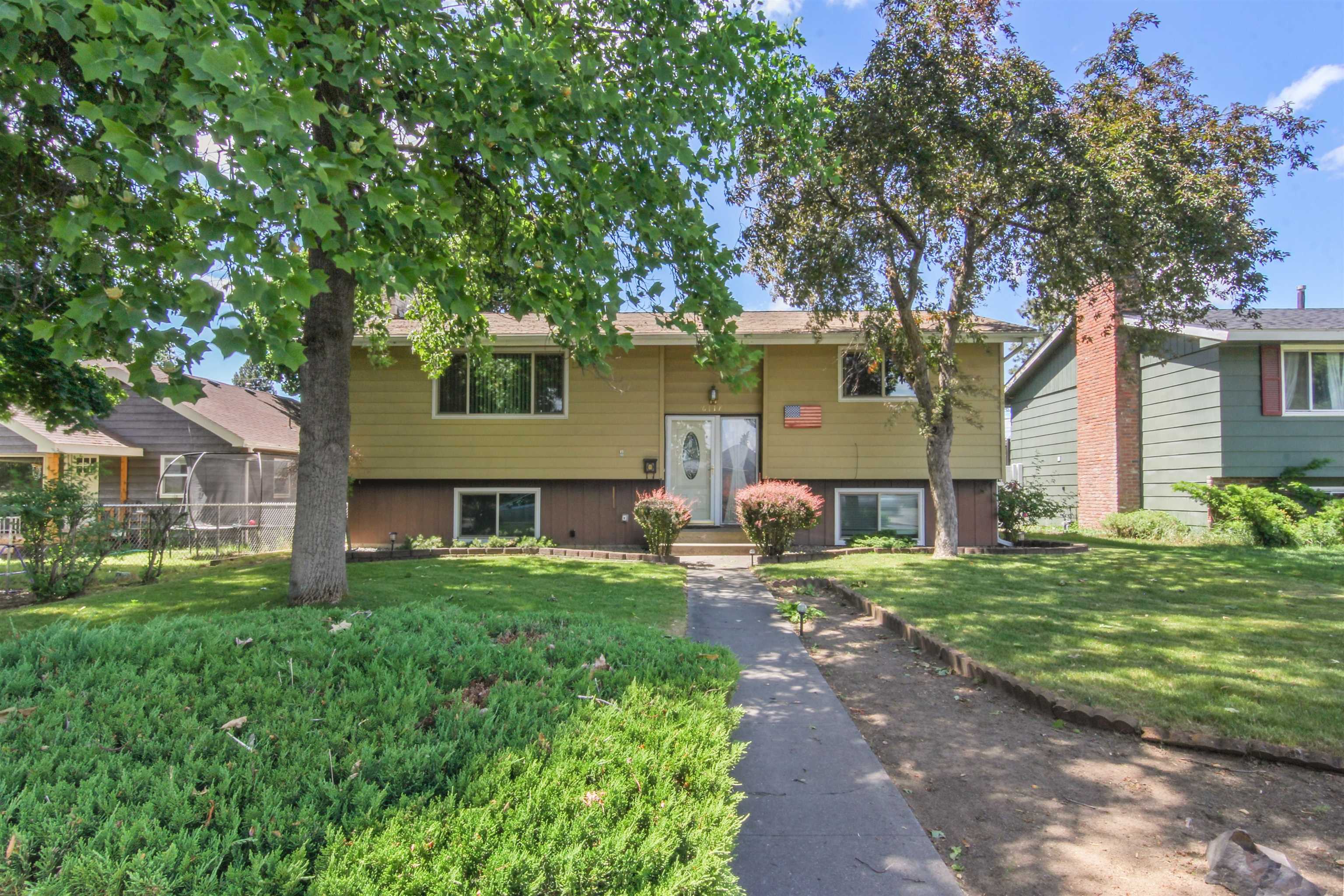 6117 N Whitehouse St - Photo 1