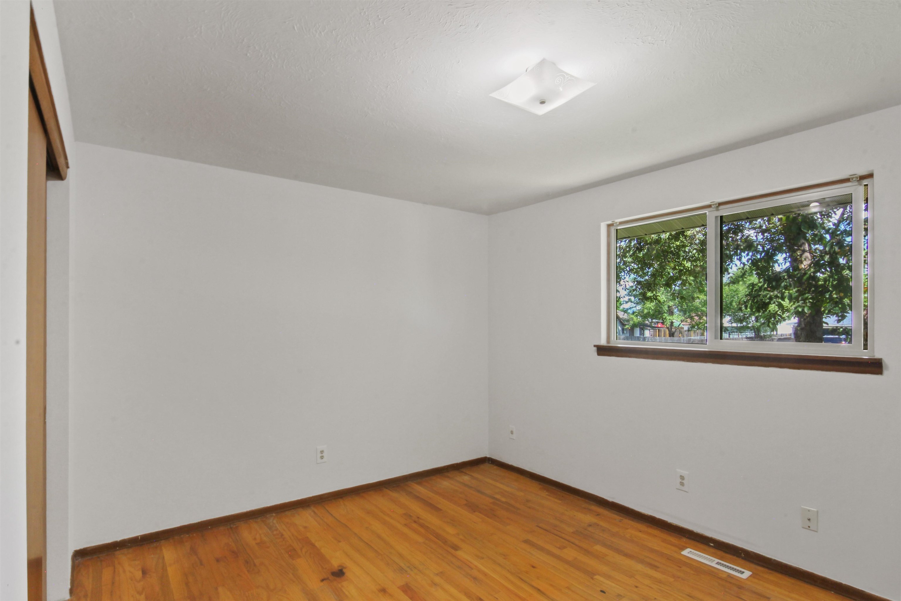 6117 N Whitehouse St - Photo 11