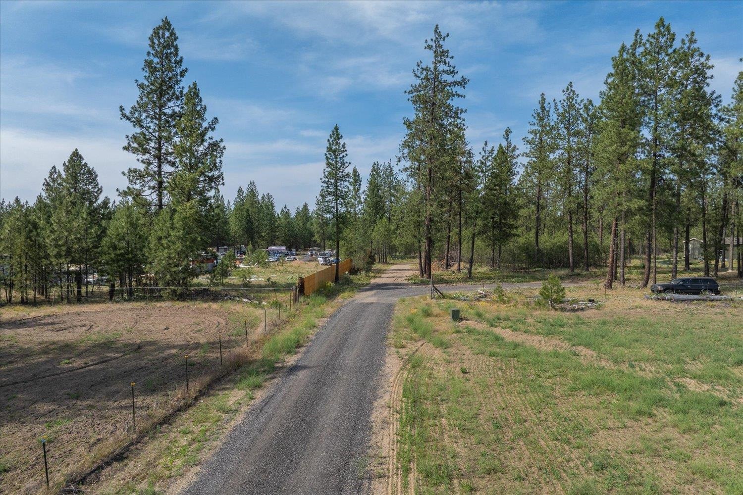 5123 E Chattaroy Rd - Photo 1
