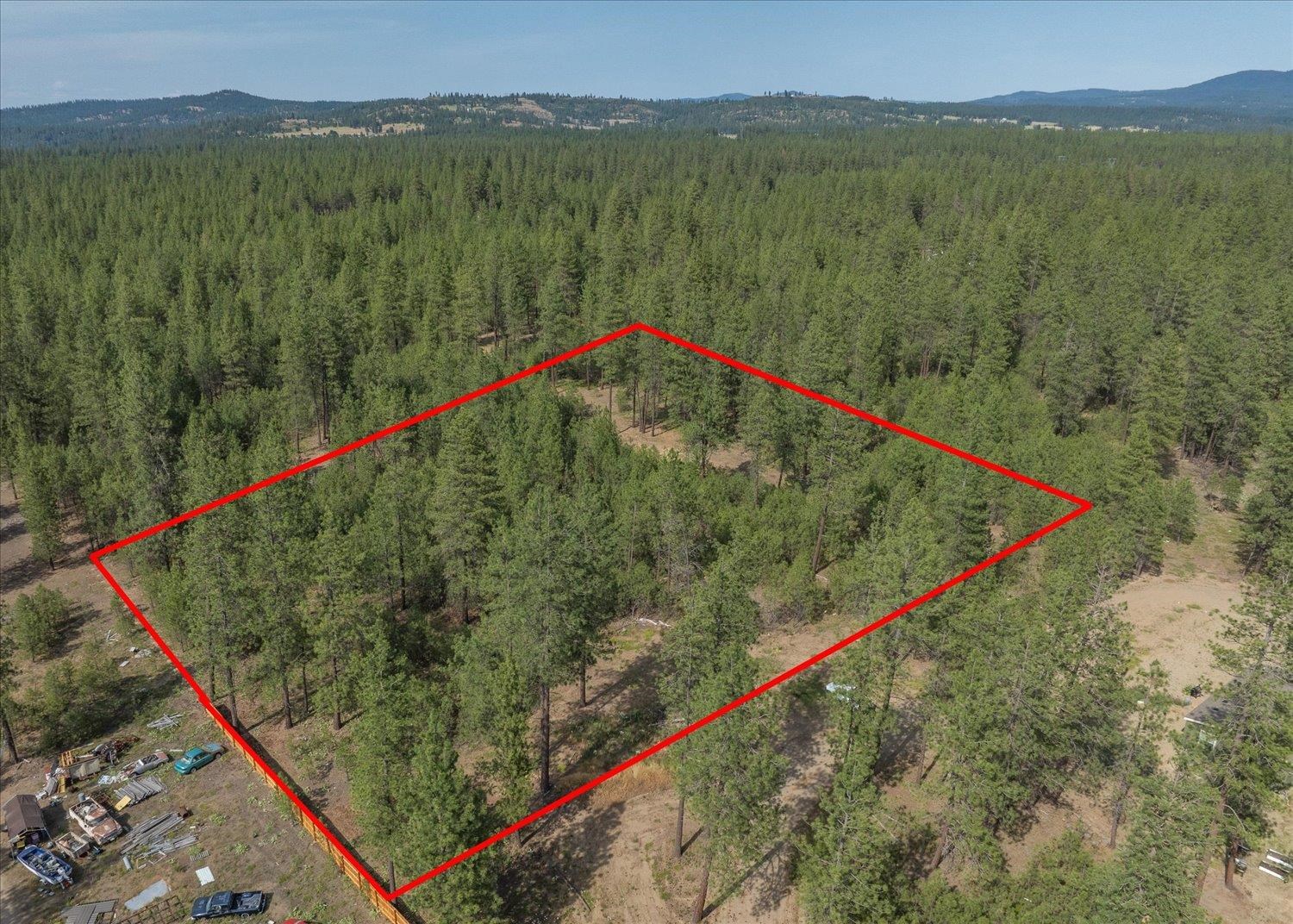 5123 E Chattaroy Rd - Photo 3