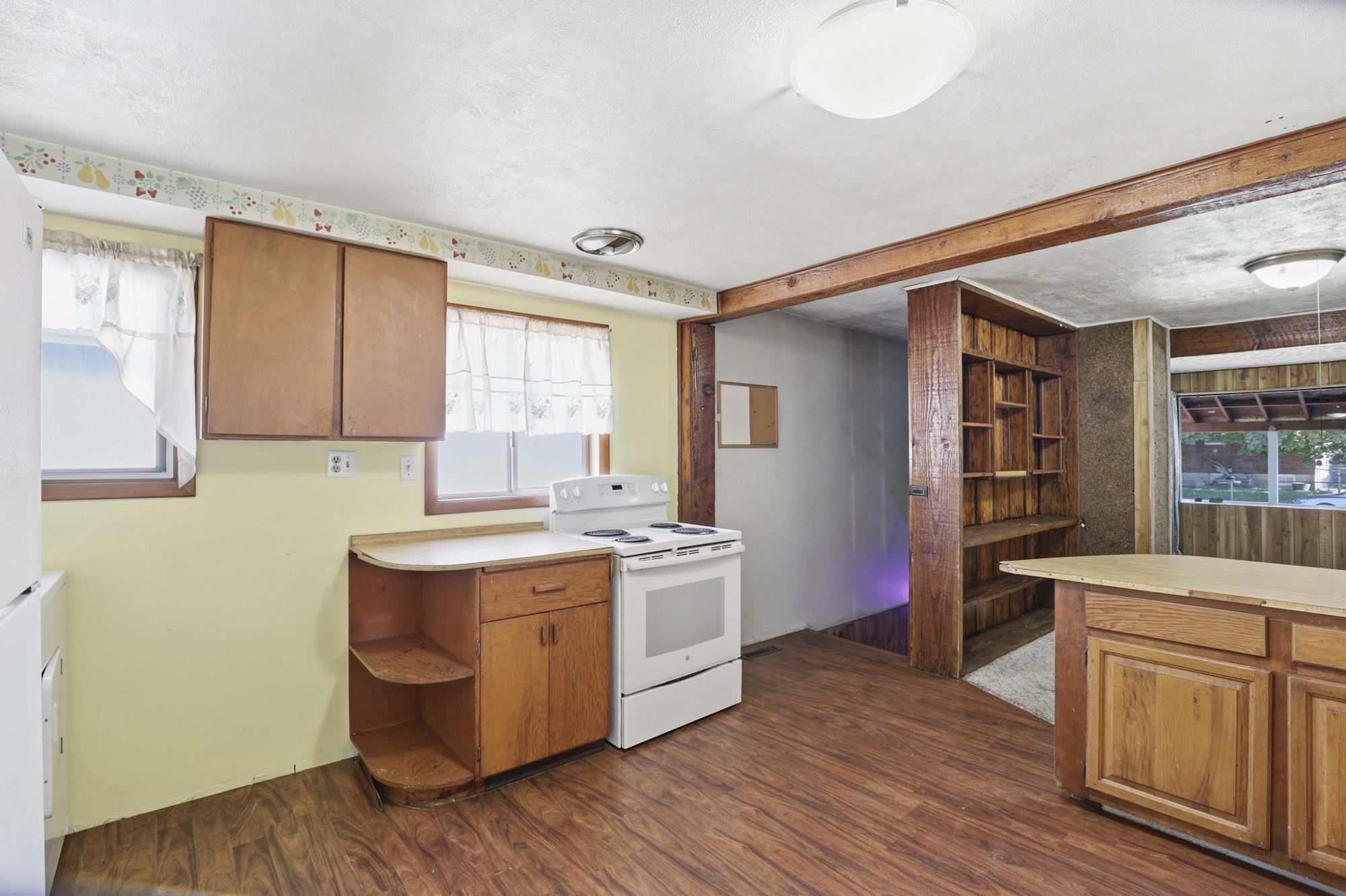 223 E Kiernan Ave - Photo 17