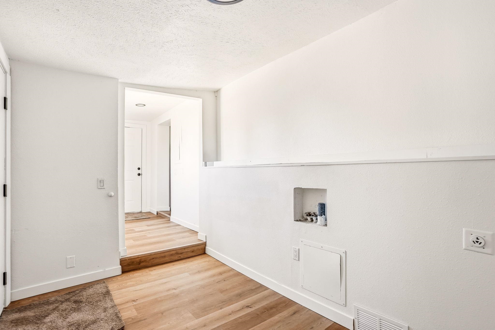 1411 E 2nd Ave - Photo 5