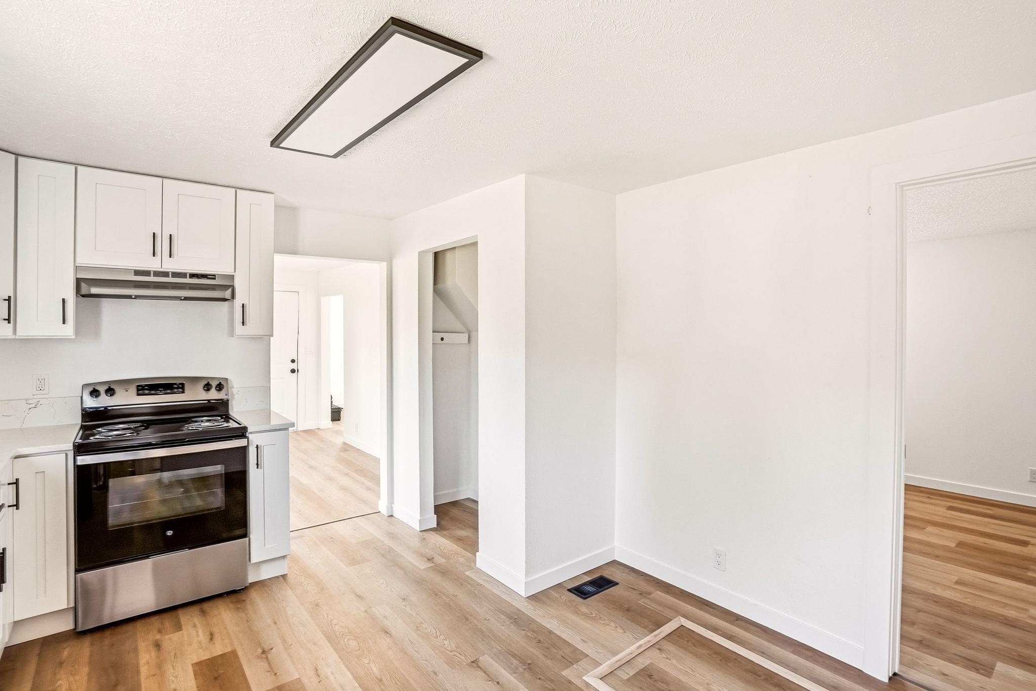 1411 E 2nd Ave - Photo 9