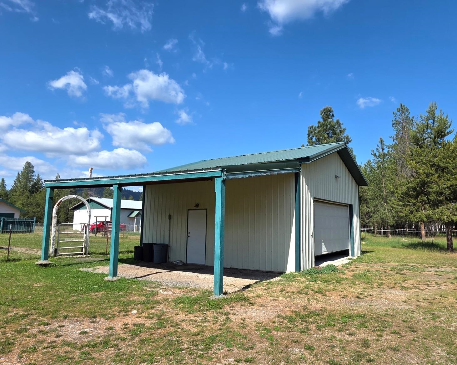 4332 Airport Way - Photo 3