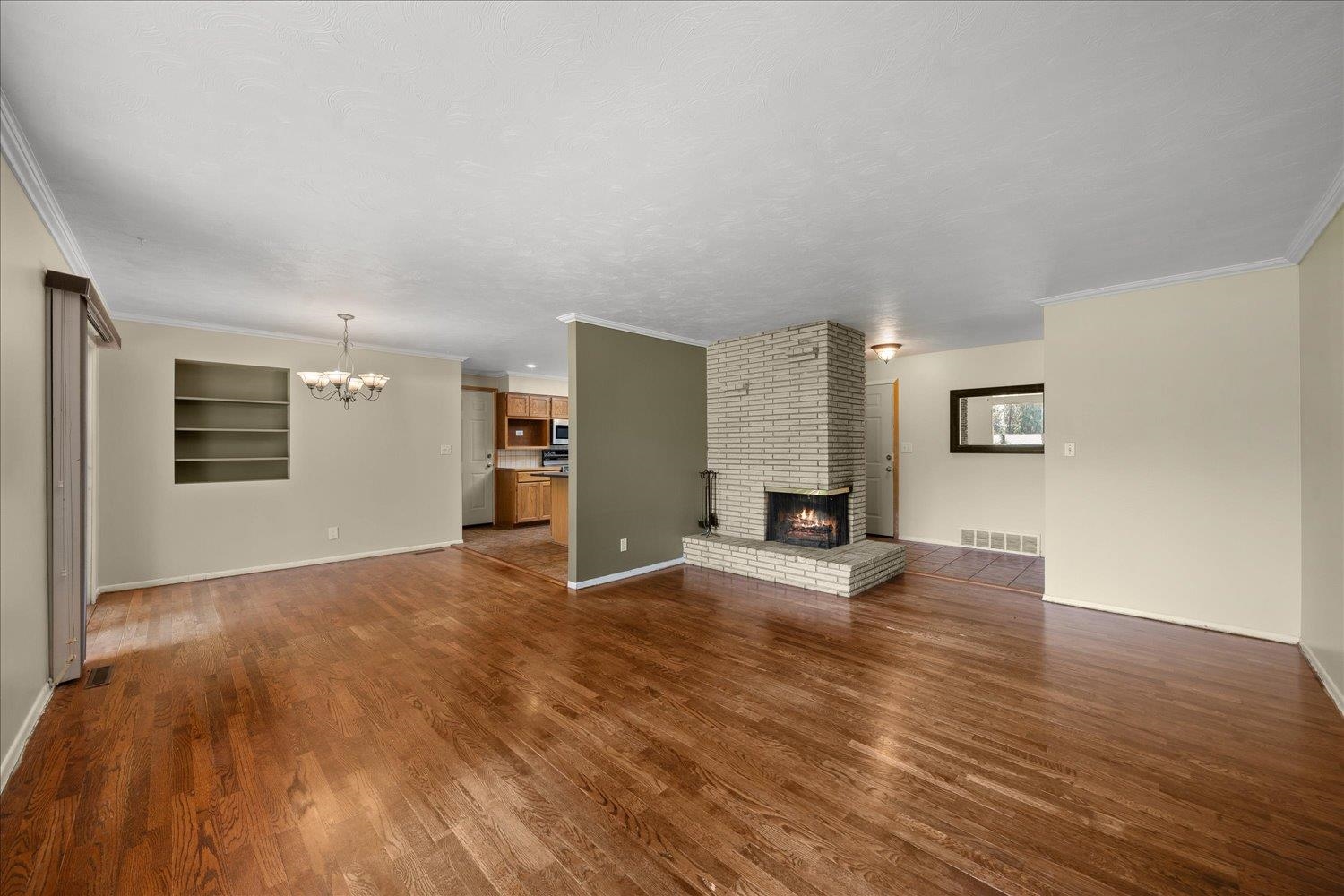3003 W WOODSIDE Ave - Photo 5