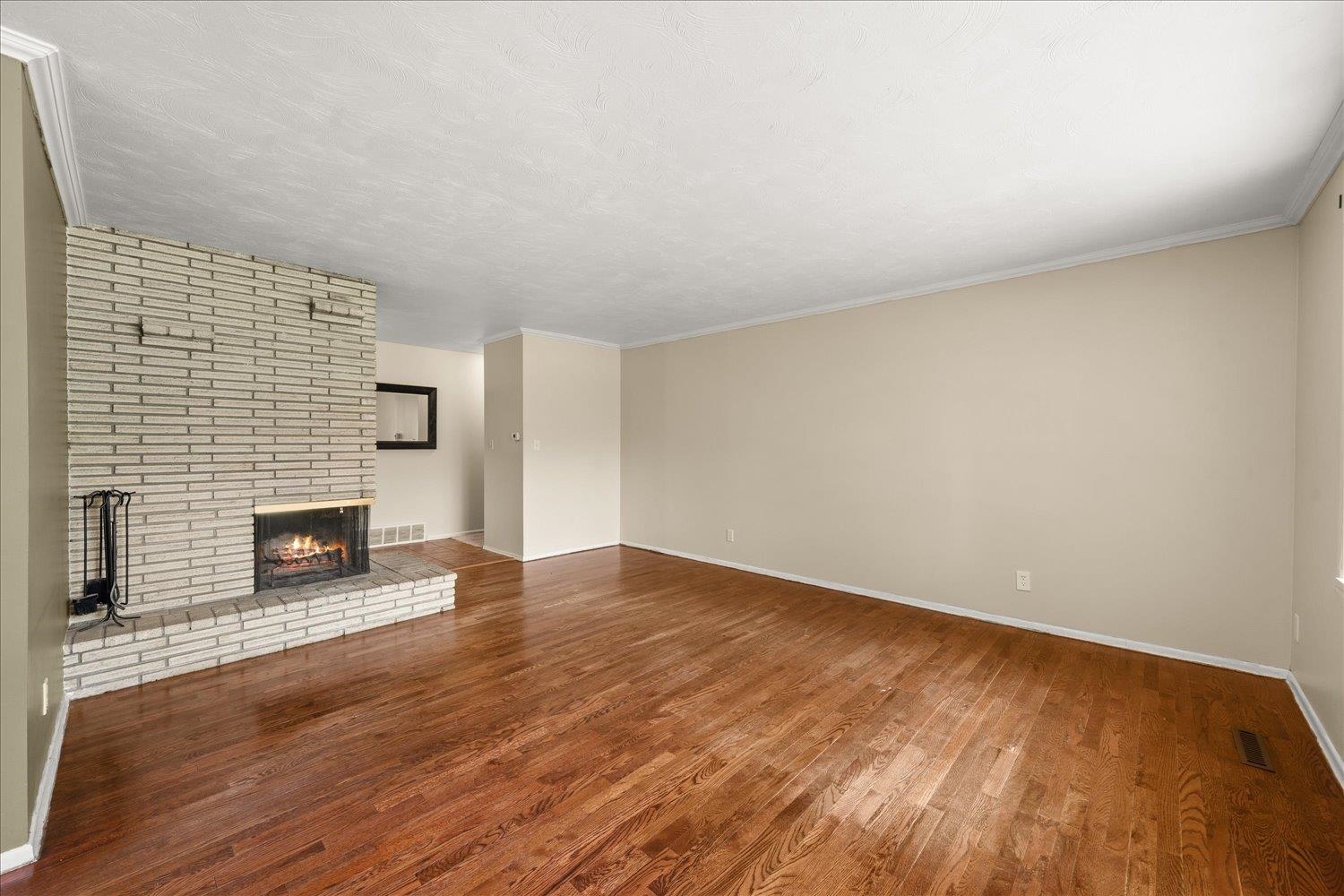 3003 W WOODSIDE Ave - Photo 8