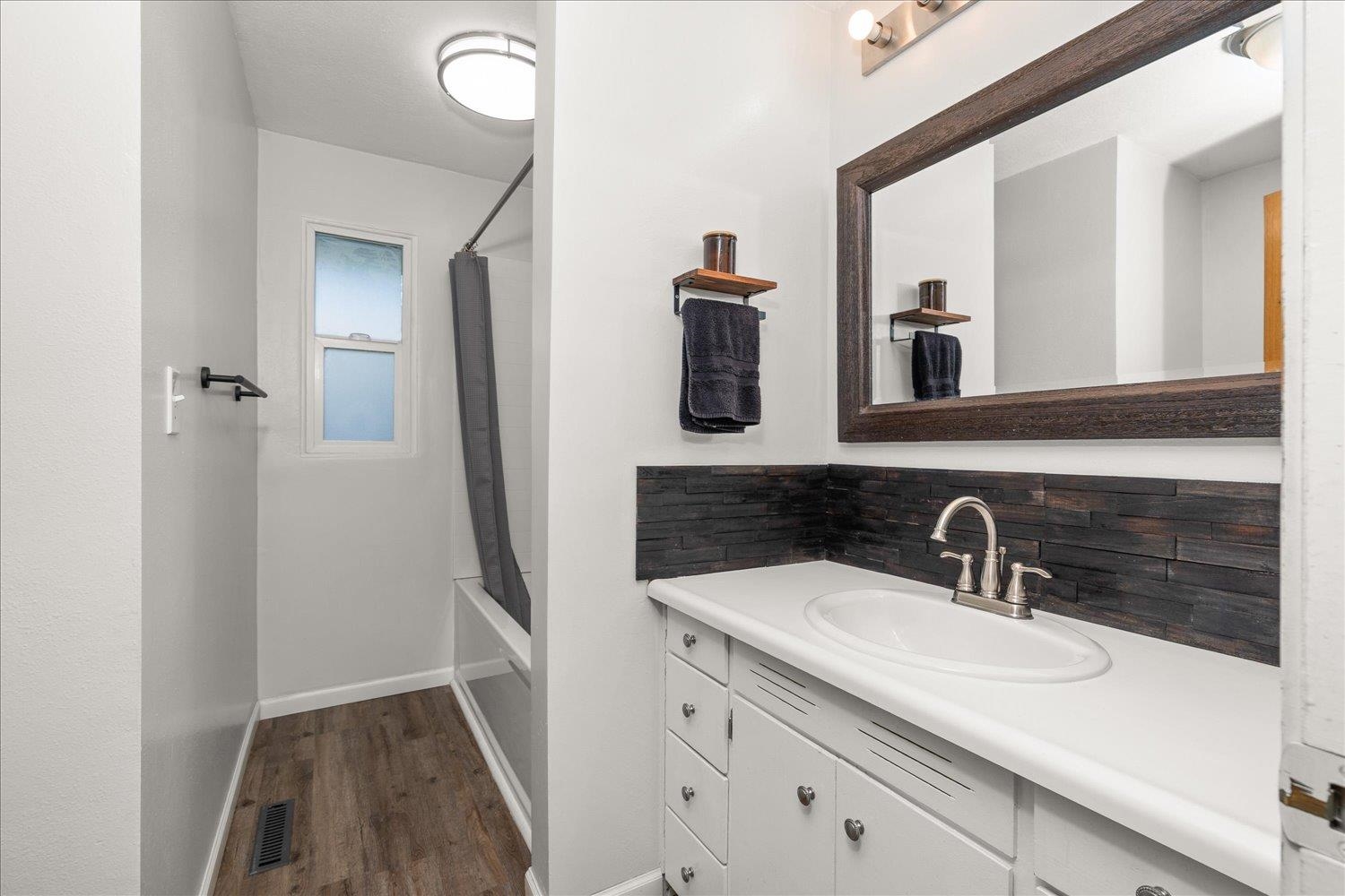 3003 W WOODSIDE Ave - Photo 16