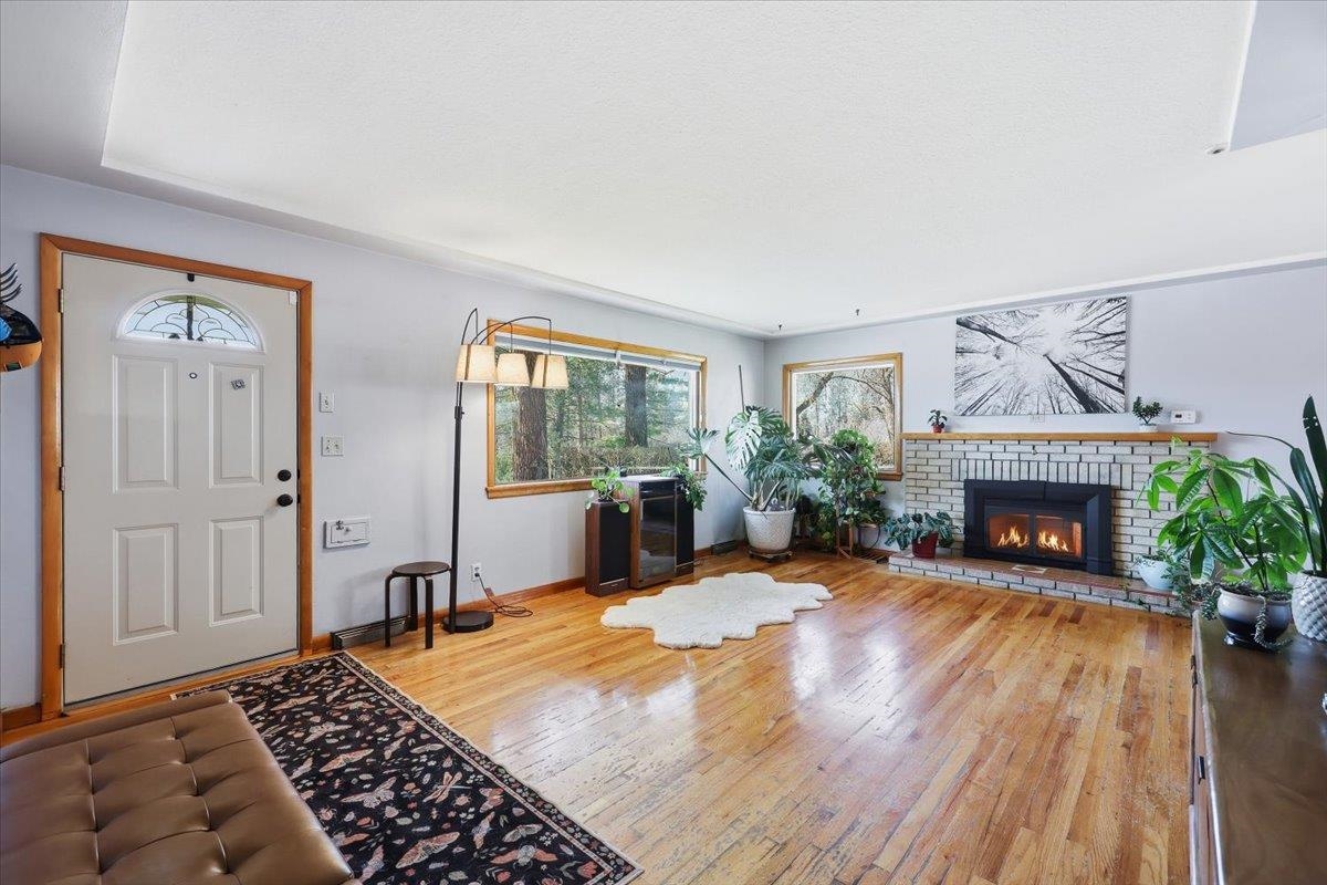 5128 N Greenwood Blvd - Photo 9