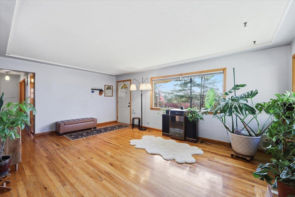 5128 N Greenwood Blvd - Photo 10