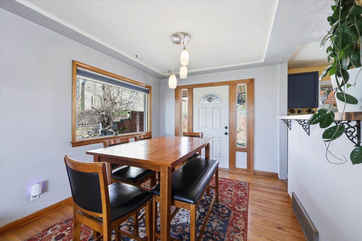 5128 N Greenwood Blvd - Photo 12