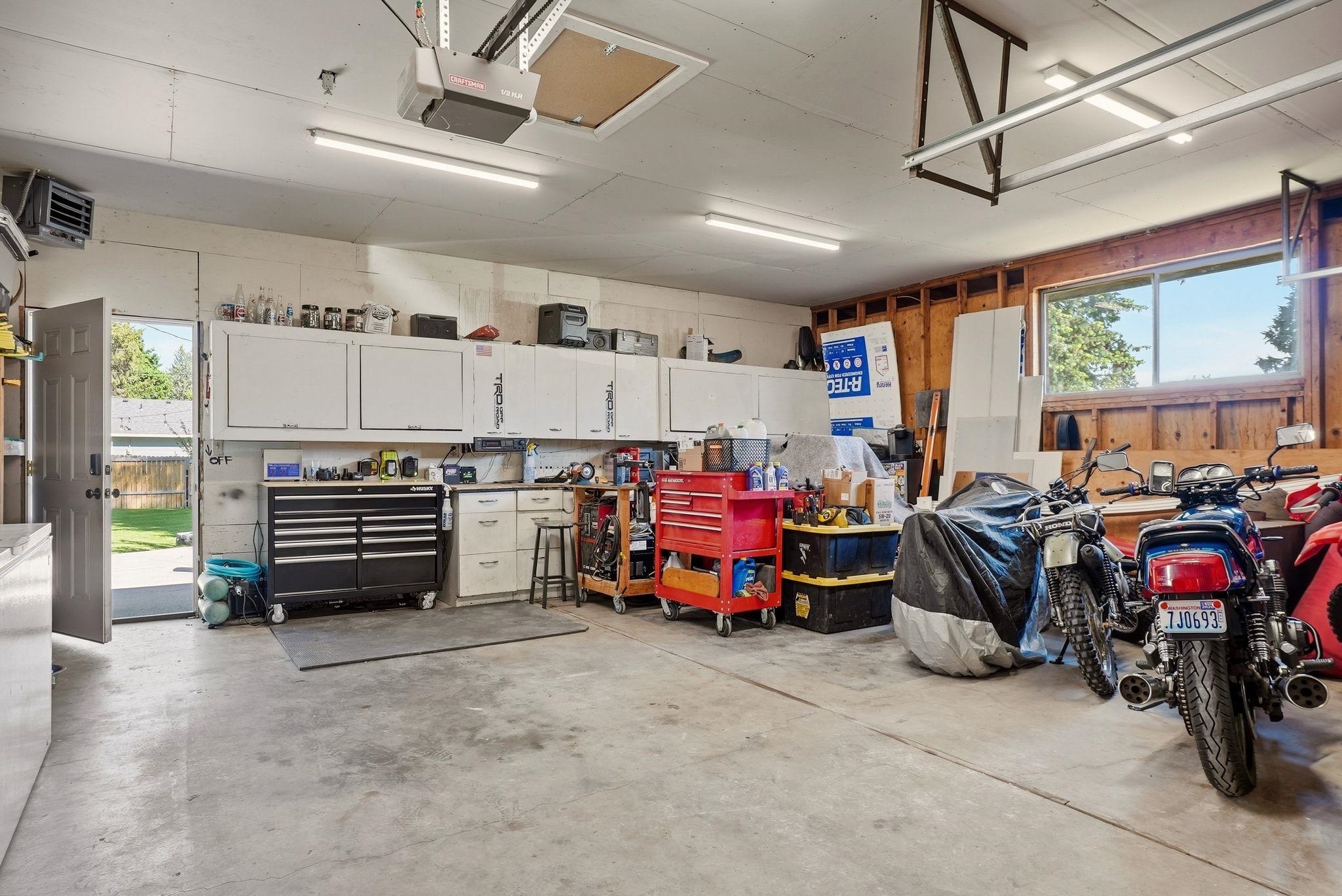 716 N Vernon Ave - Photo 18