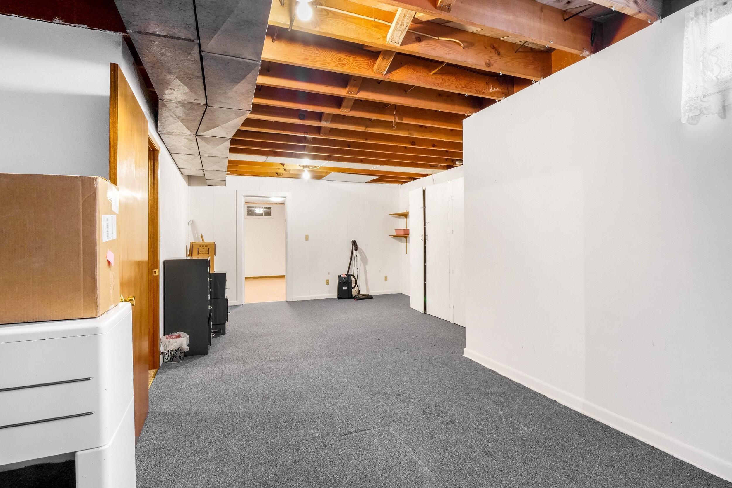 319 E 3rd Ave - Photo 43