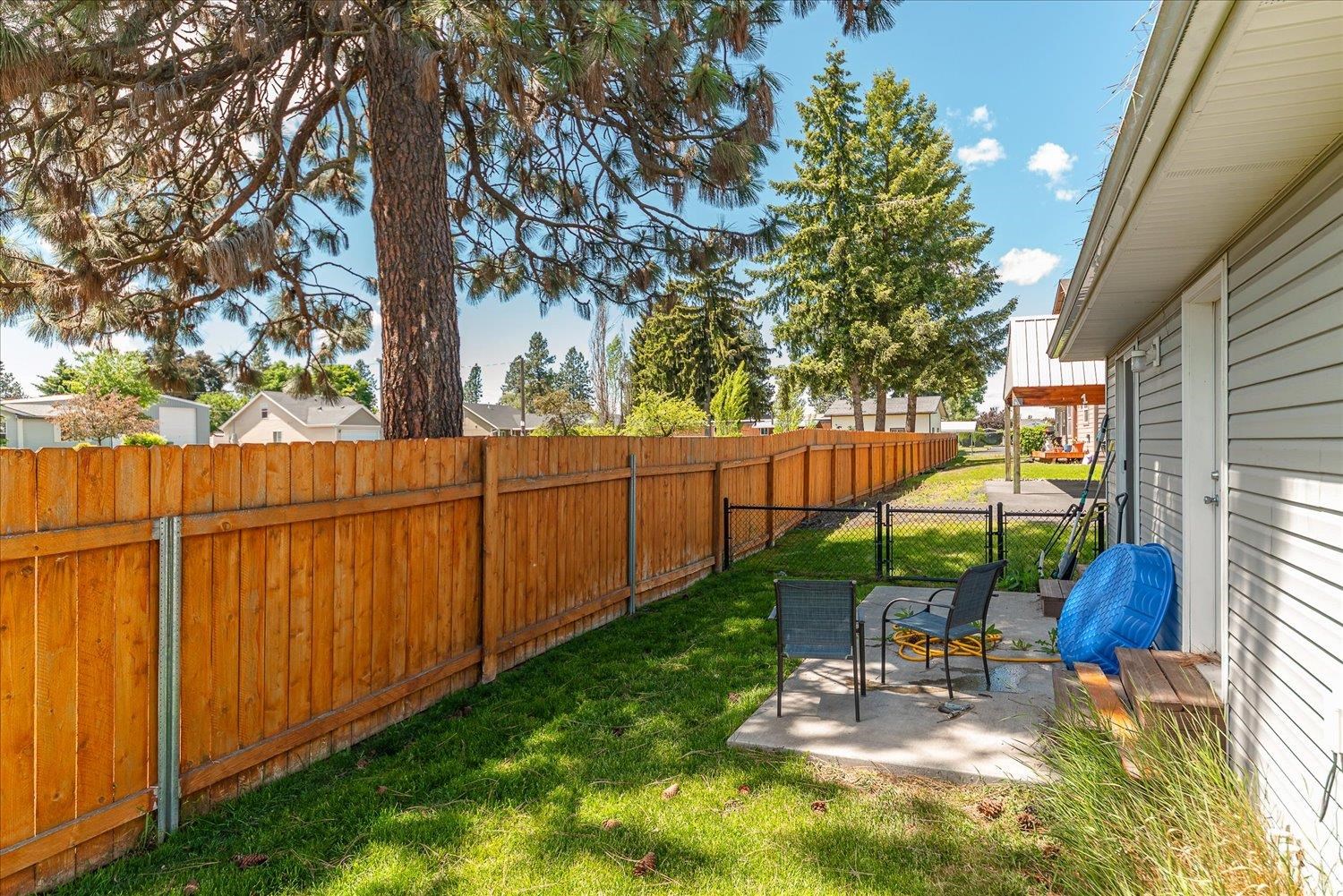 7125 N Crestline St - Photo 19