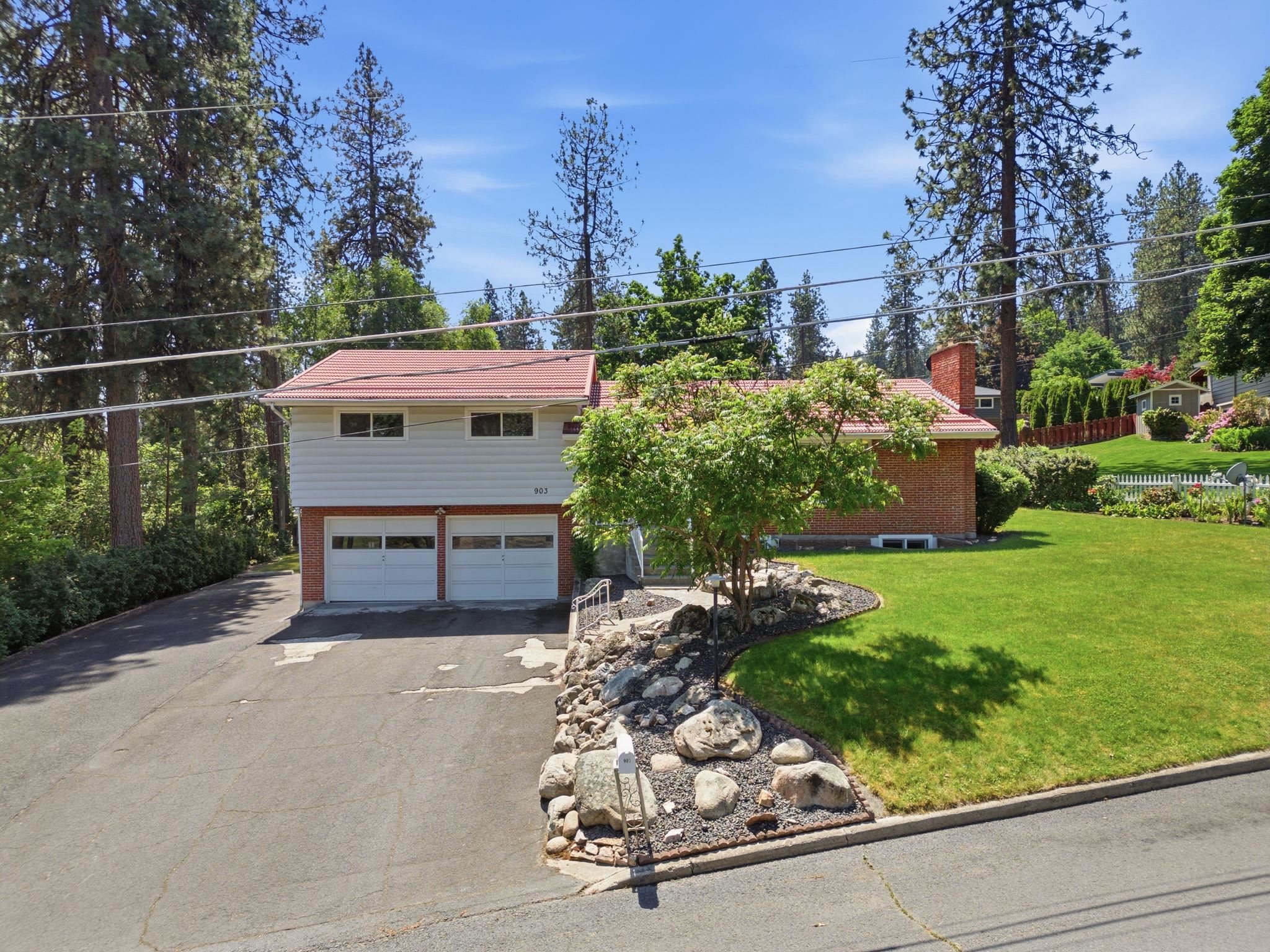 903 W HAWTHORNE Rd - Photo 2