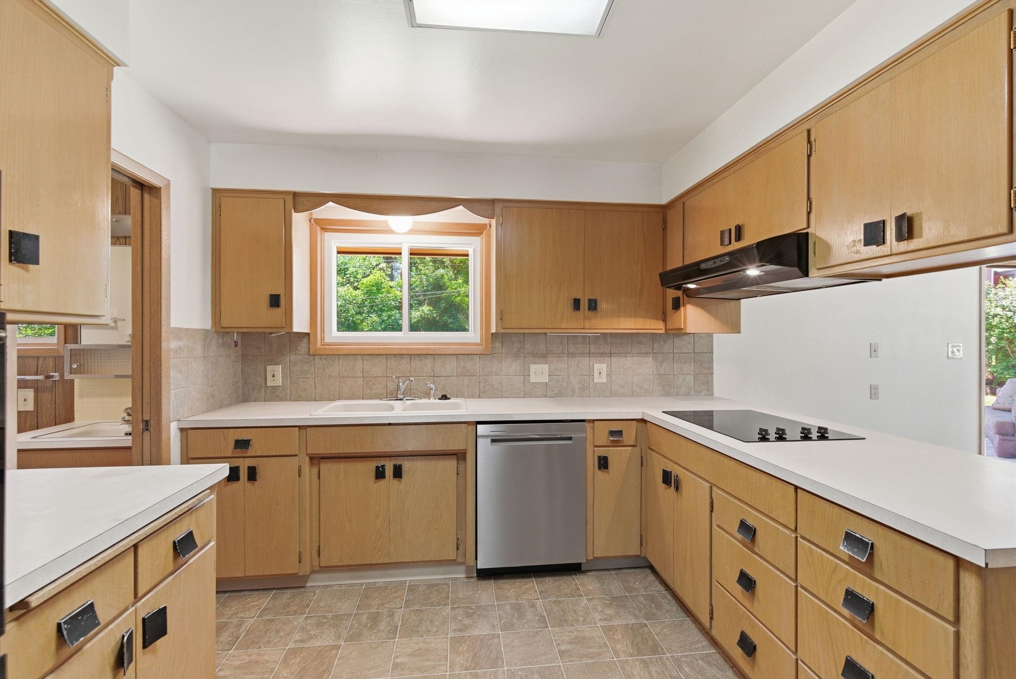 903 W HAWTHORNE Rd - Photo 10