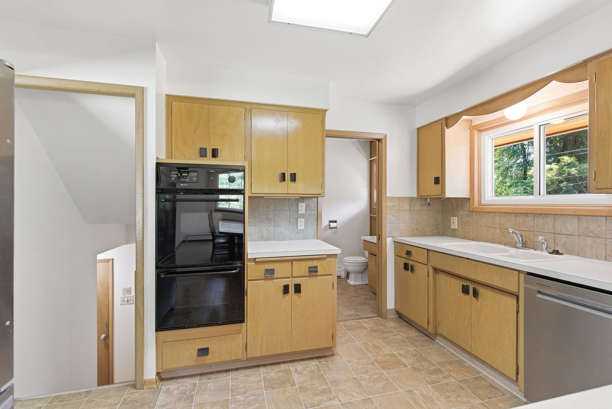 903 W HAWTHORNE Rd - Photo 13