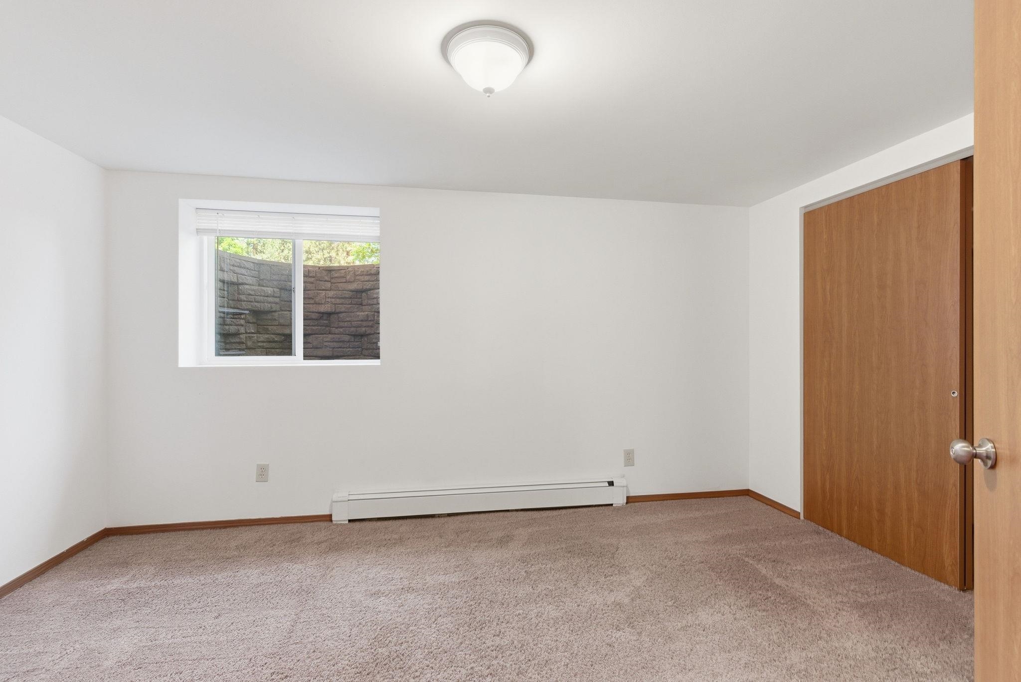 903 W HAWTHORNE Rd - Photo 29